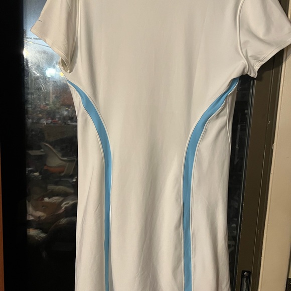 NWT LARGE LADIES NIKE TENNIS DRESS WHITE AND BLUE - Picture 2 of 4